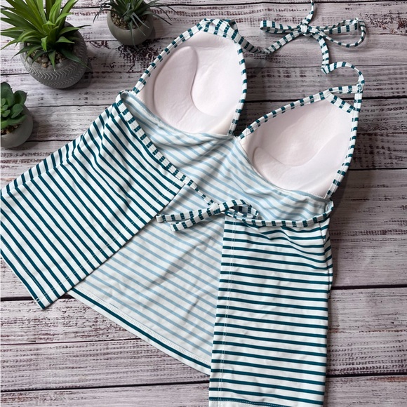 Hula Honey White and Green Tankini Swim Top - Picture 2 of 5